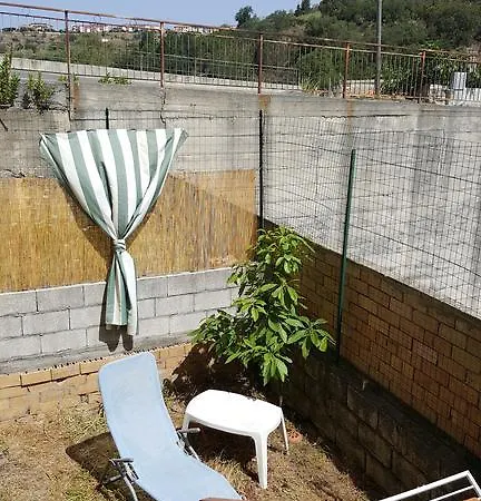 Con Giardino Daire Scalea